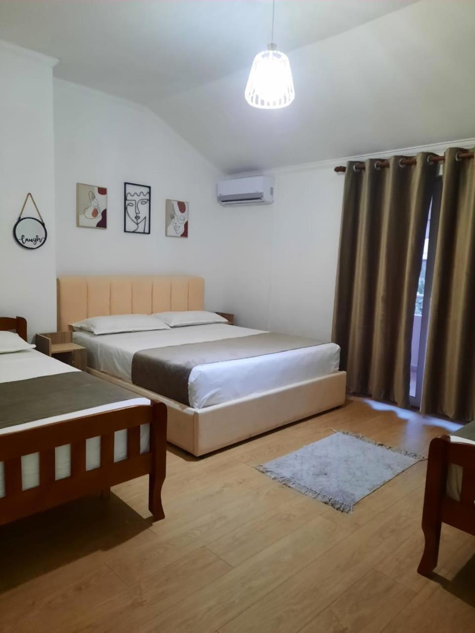 Vila M Vera Durrës Exterior foto
